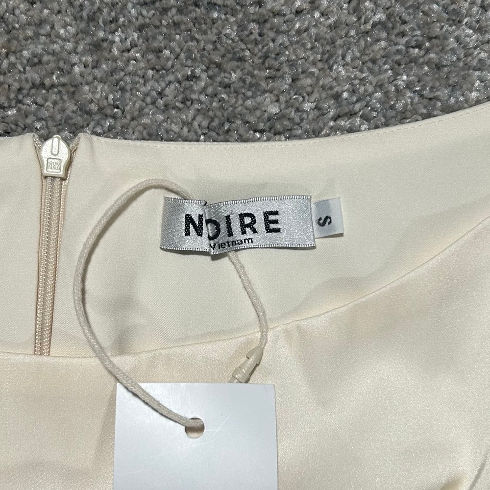 NOIRE Women Cream Satin Long Sleeve Midi Dress with Front Slit and Waist Tie S - Picture 7 of 13